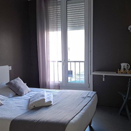 Crystal Hotel Royan Bagian luar foto
